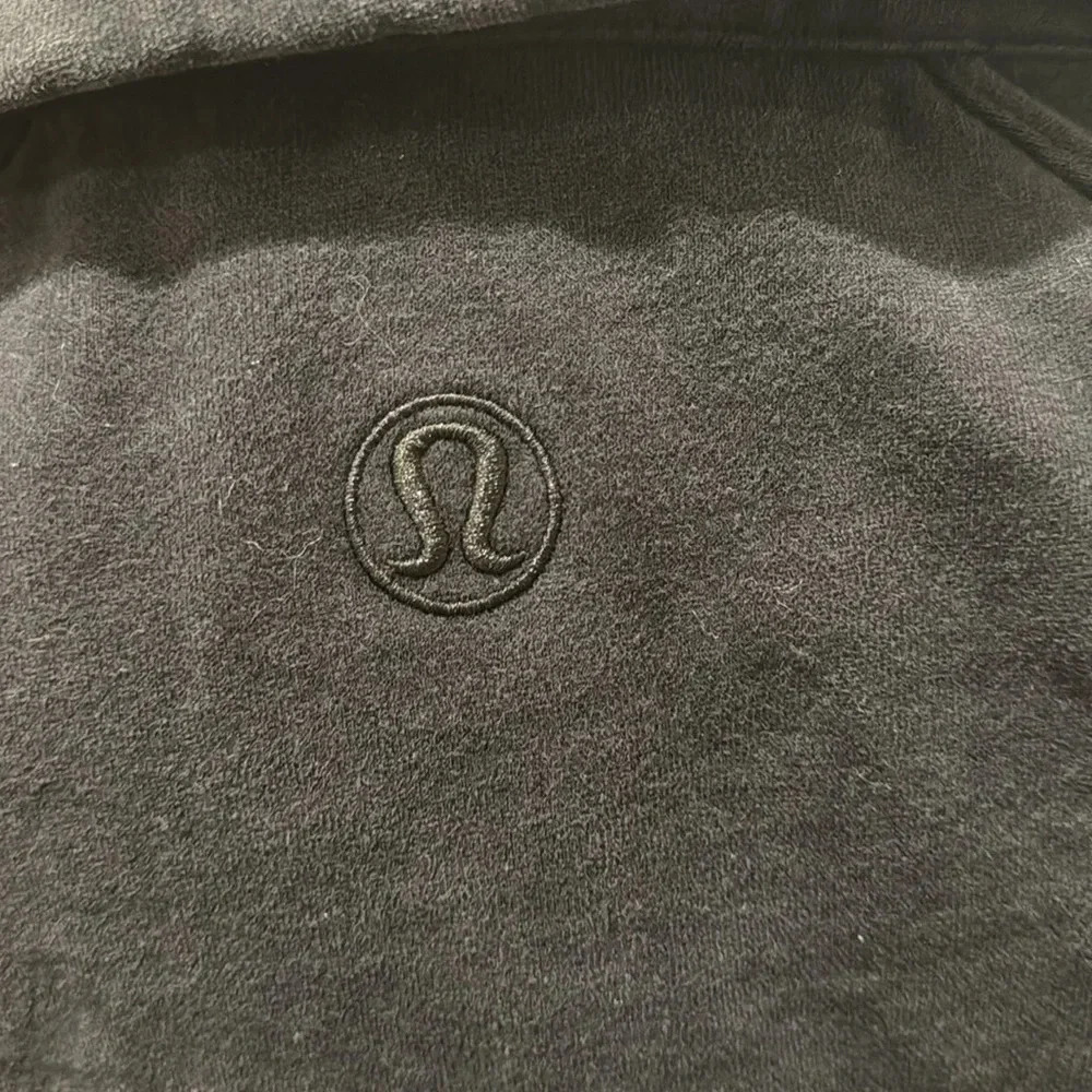 Lululemon black radiant jacket II womens 6 thumbholes full zip - Picture 11 of 16